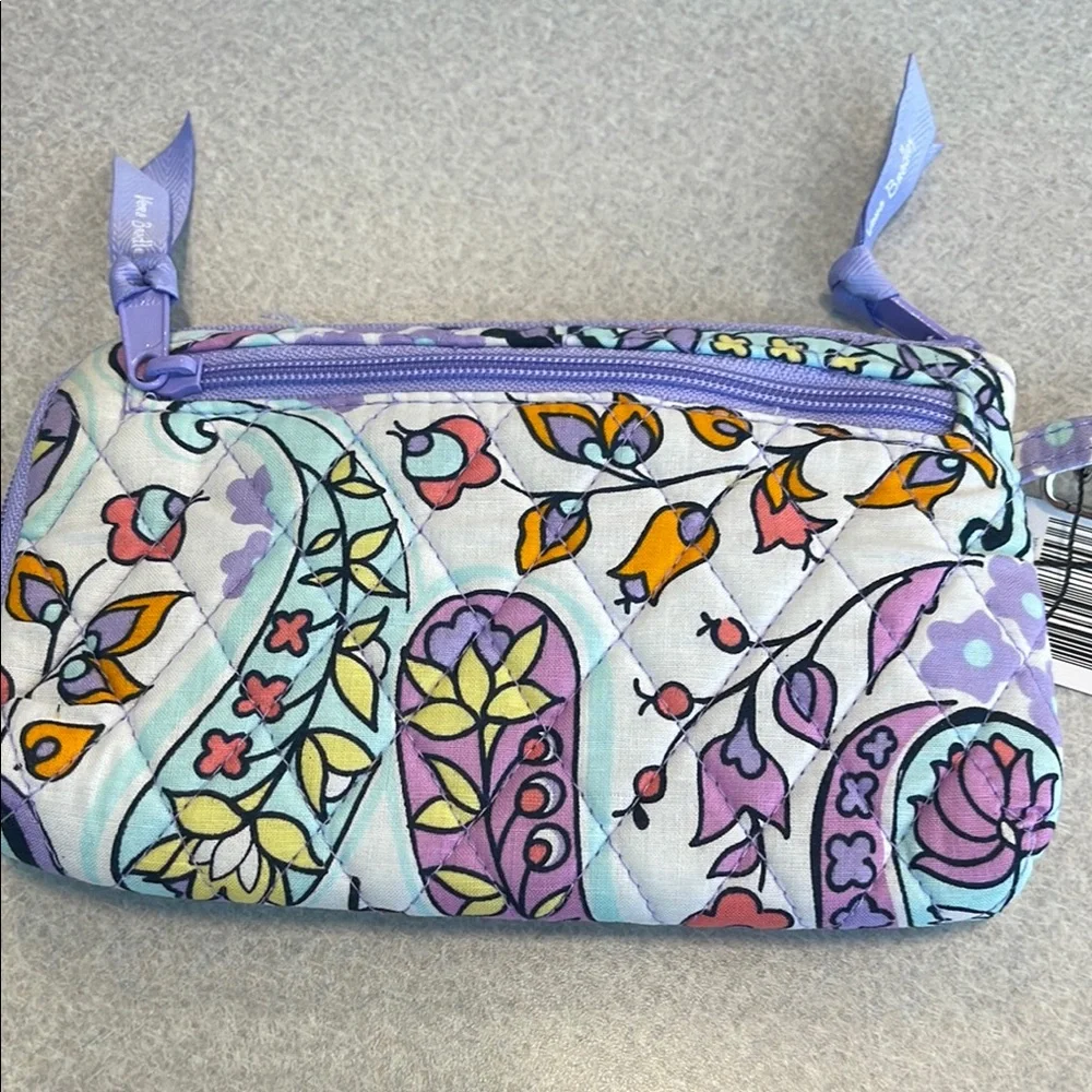 NWT Colorful Vera Bradley Wristlet - Picture 4 of 5